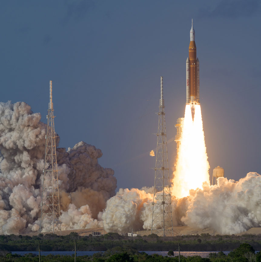 Aretmis II rocket launching from the launch pad
